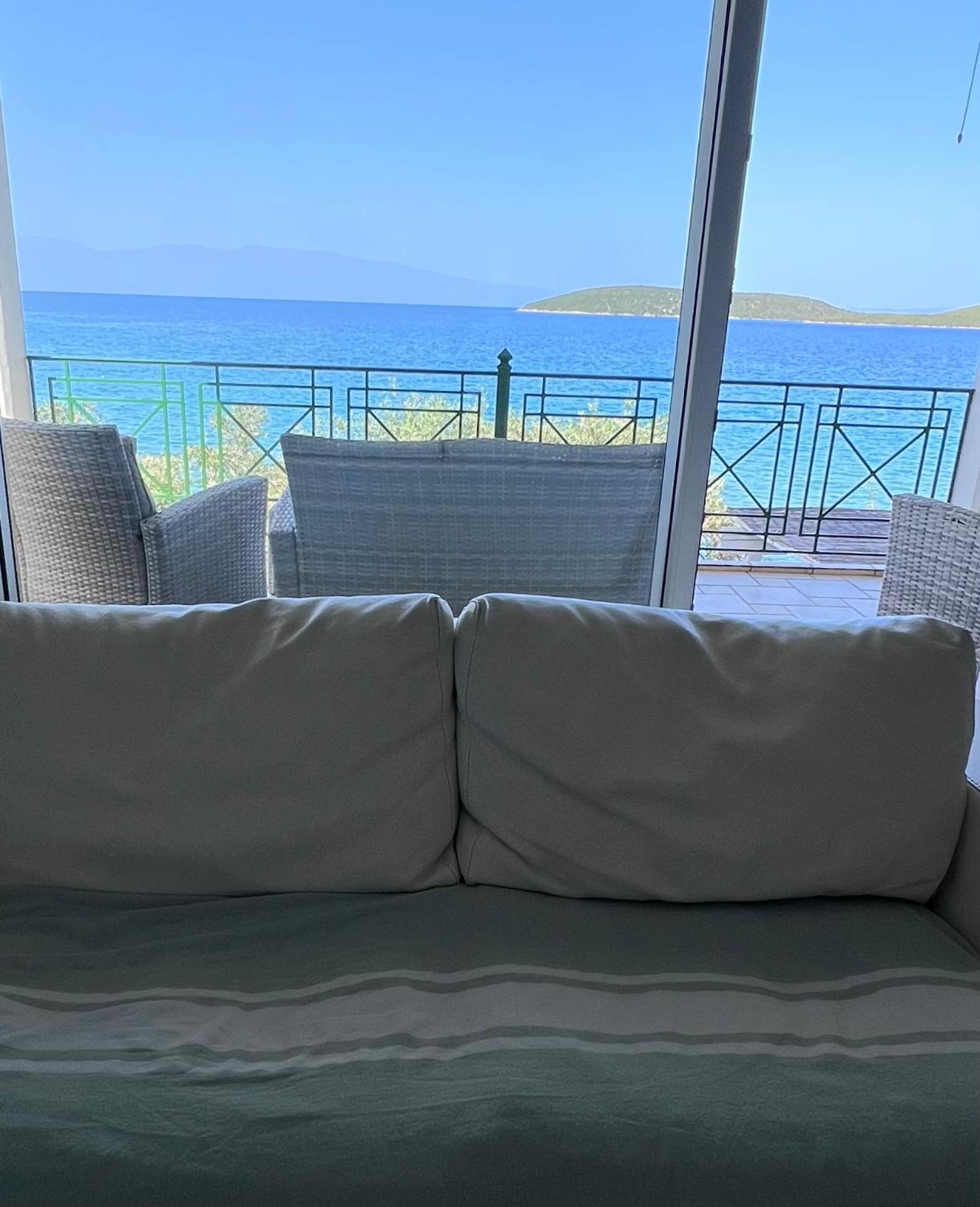 Villas Nies Sourpi Екстериор снимка